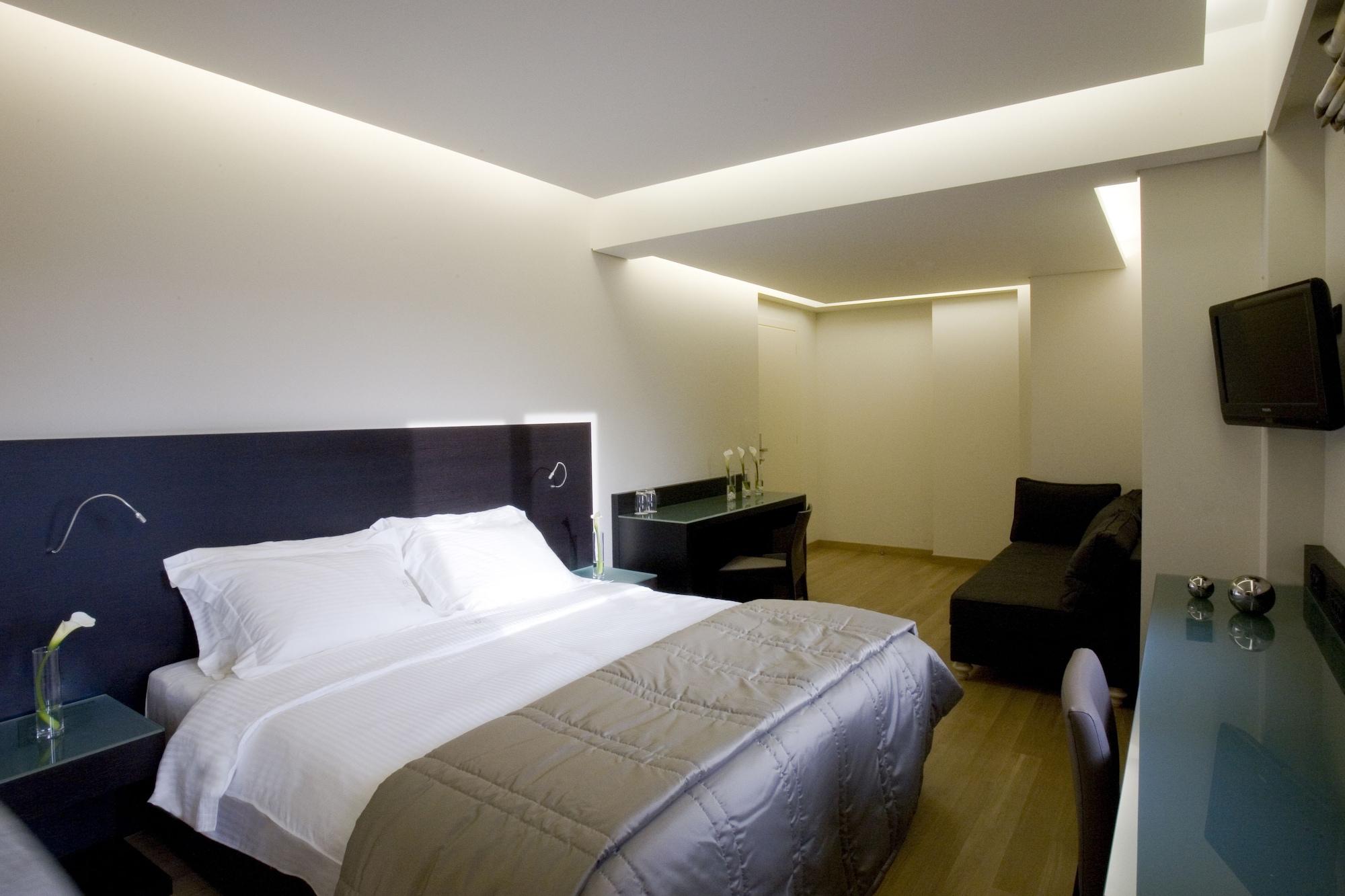 מלון O&b Boutique 4*
