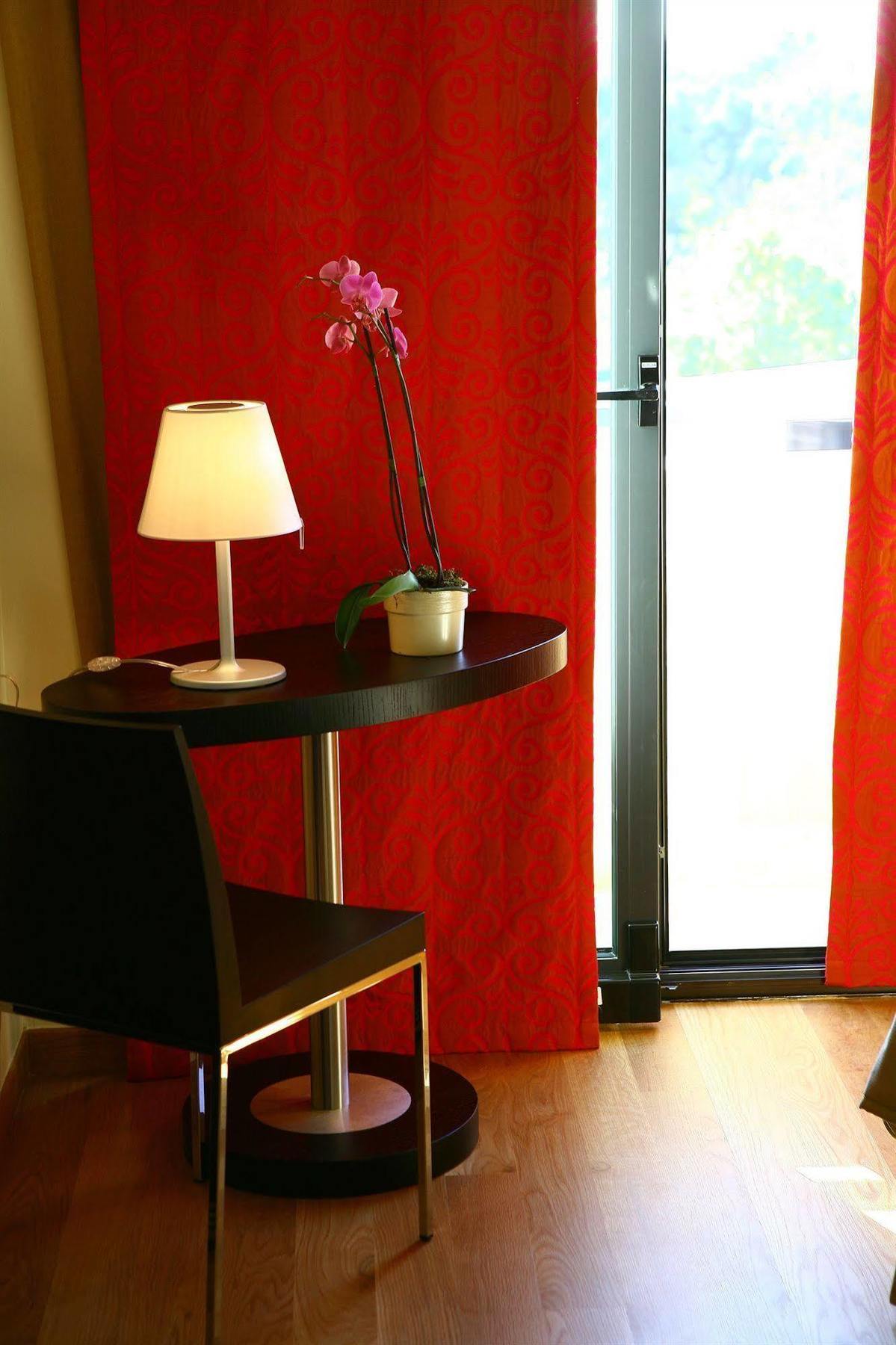 O&b Boutique מלון 4*
